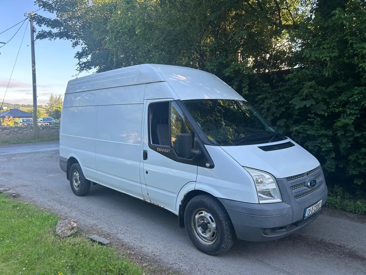 Ford Transit - Image 2