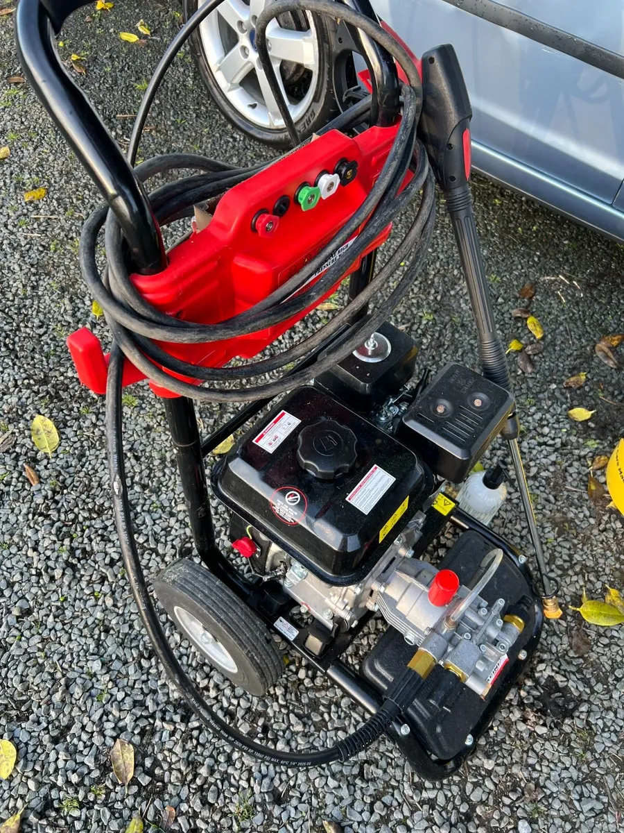 Pressure Washer + 50 metre hose - Image 3