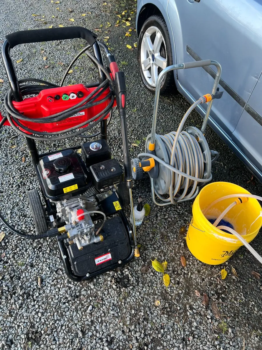 Pressure Washer + 50 metre hose - Image 1