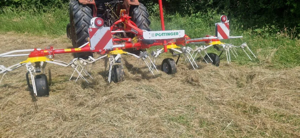Demo pottinger hit 4.54 tedder - Image 1