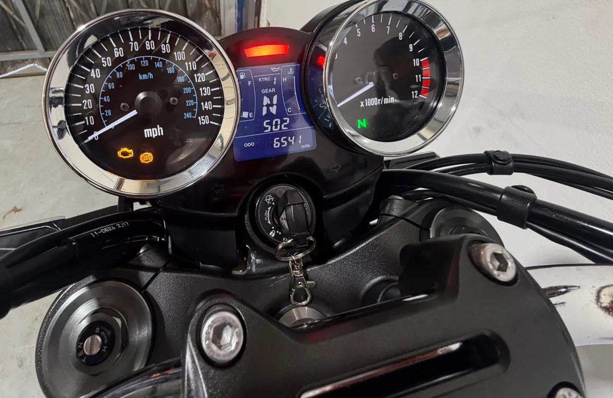 KAWASAKI Z900 RS 2023 TRADE INS WELCOME - Image 3