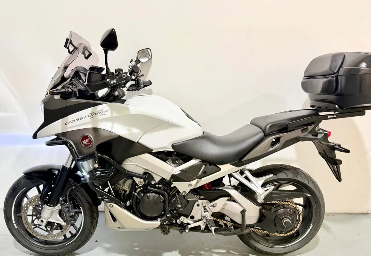 HONDA CROSSRUNNER VFR 800 X TRADE INS WELCOME - Image 2