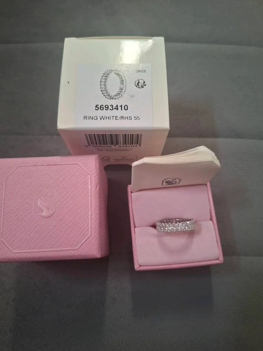 Swarowski Diamond Ring - Image 1