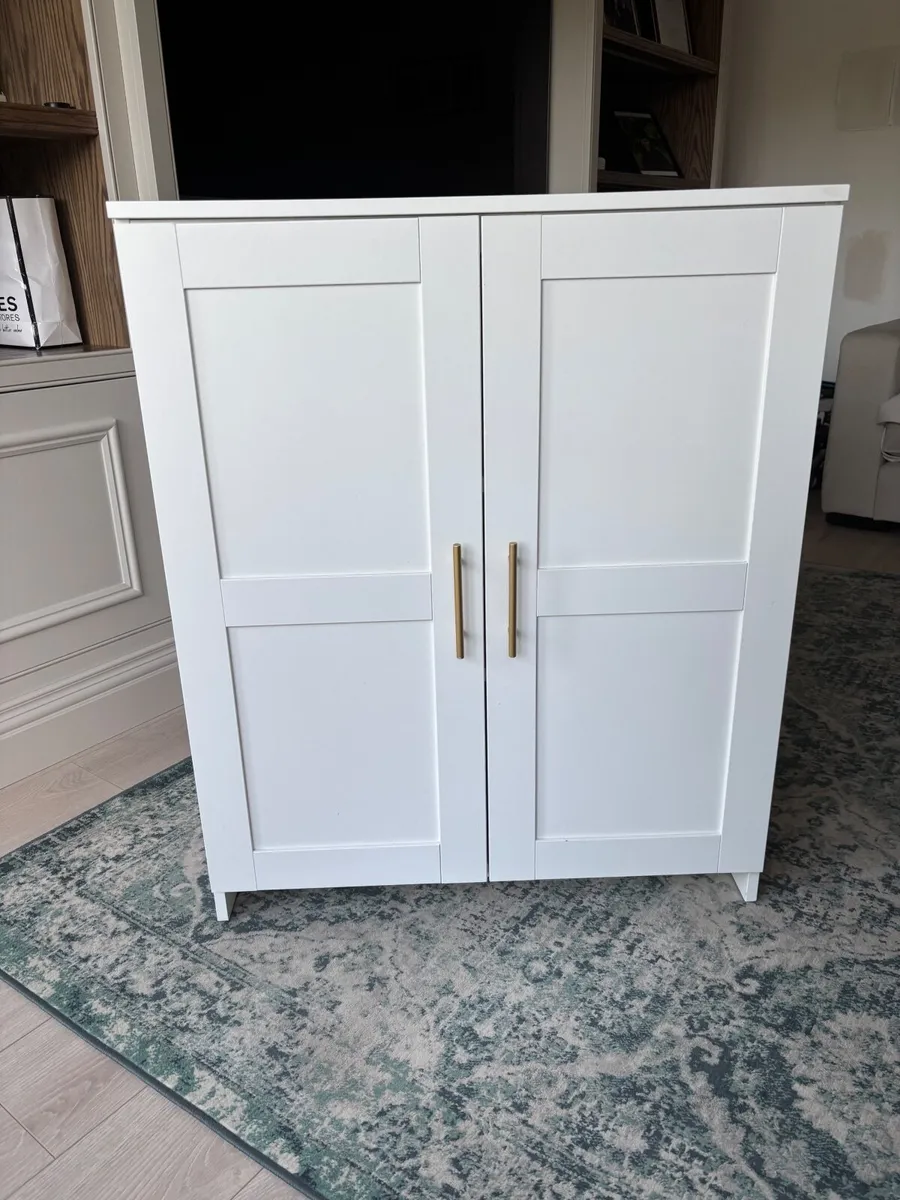 Cabinet - Image 2