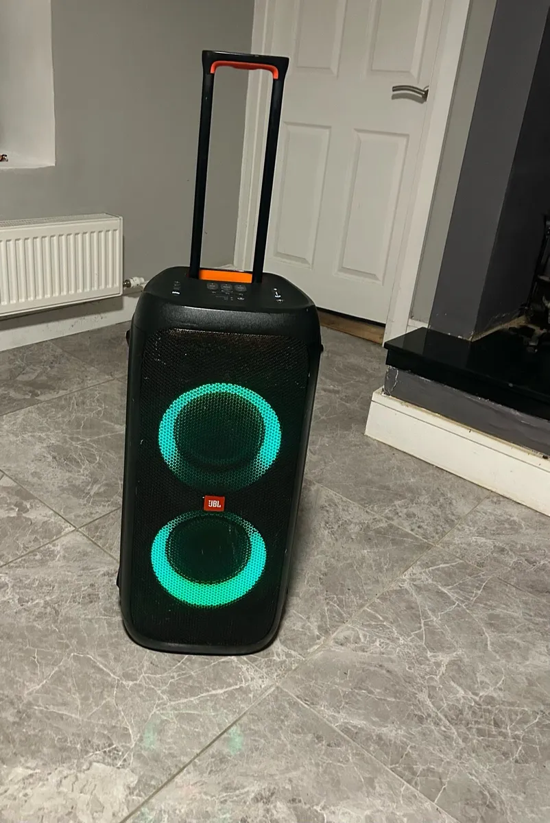 JBL Partybox 310 Speaker - Image 1