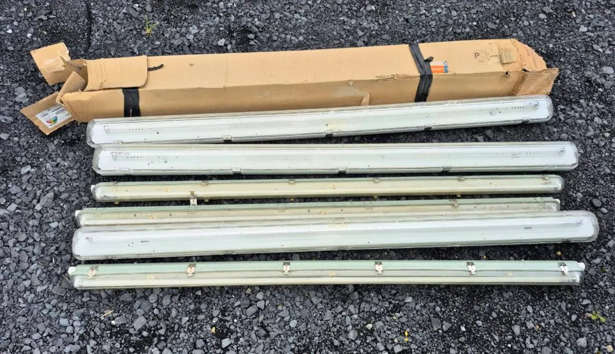 LIGHTING FOR WAREHOUSE , ATTIC, BASEMENT, GARAGES - Image 1