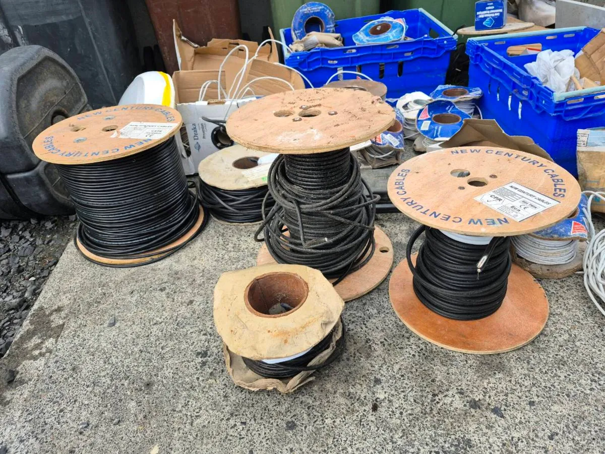 ELECTRICAL SUPPLIES & CABLES JOBLOT OF UNUSED/NEW - Image 4