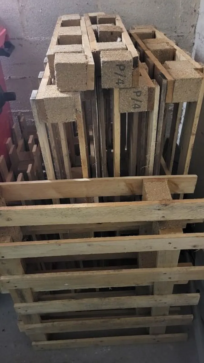 Small bundle of wooden pallets for free