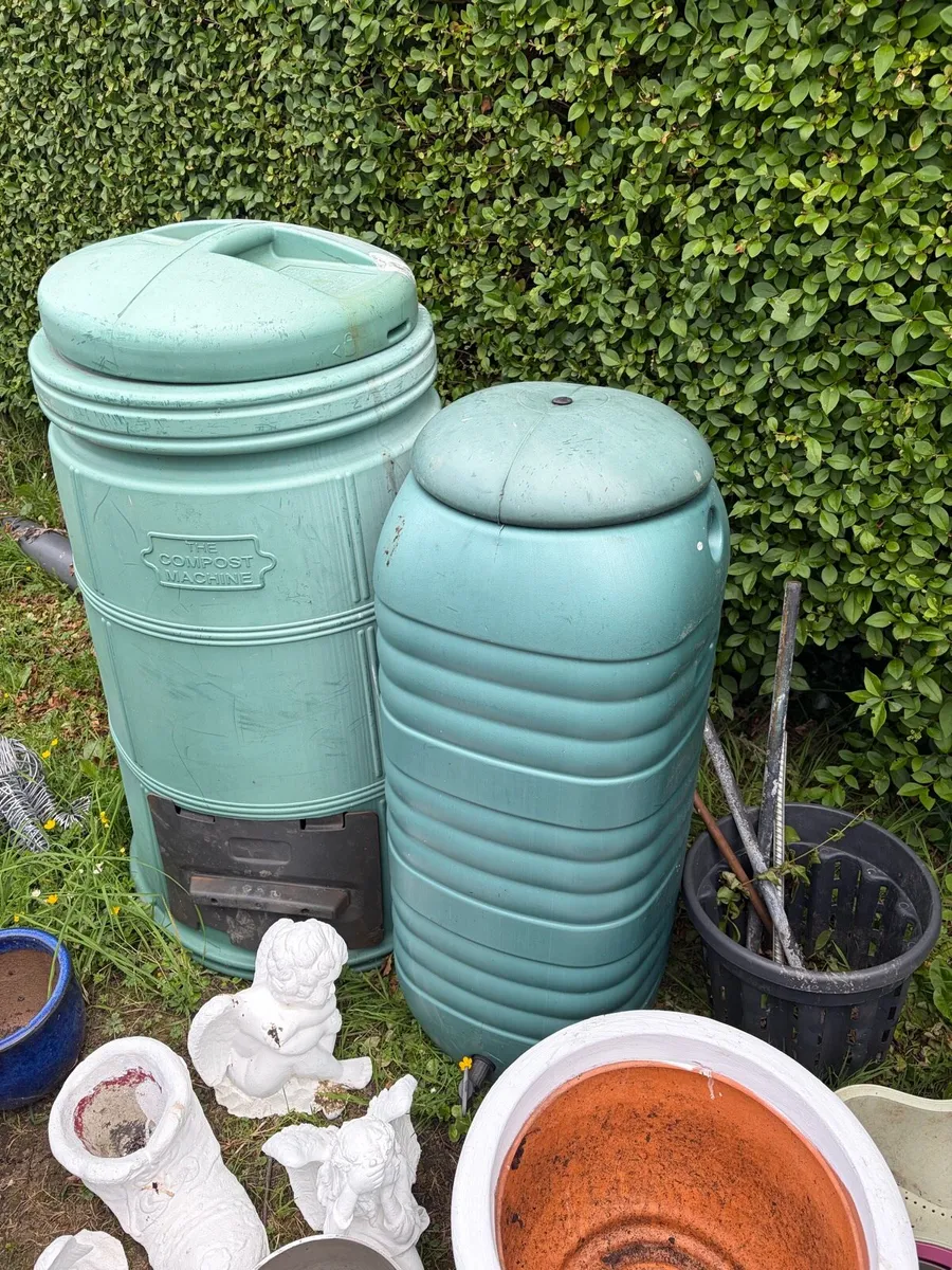 2 compost bin + 1 water tanks - Image 1