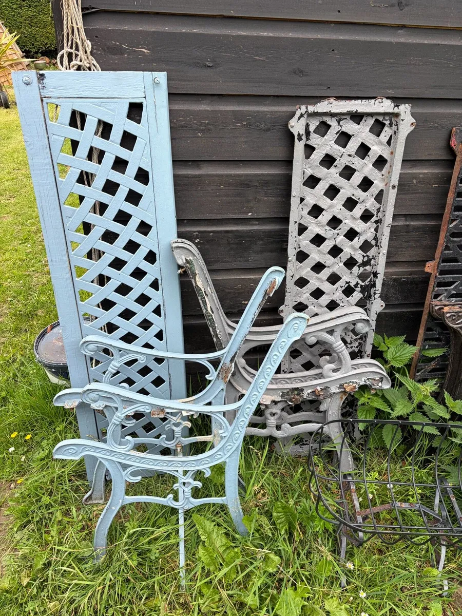 2 cast iron garden bench sets - Image 1