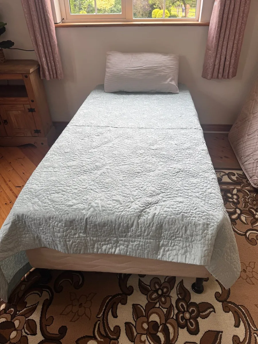 Single bed & mattress - Image 3
