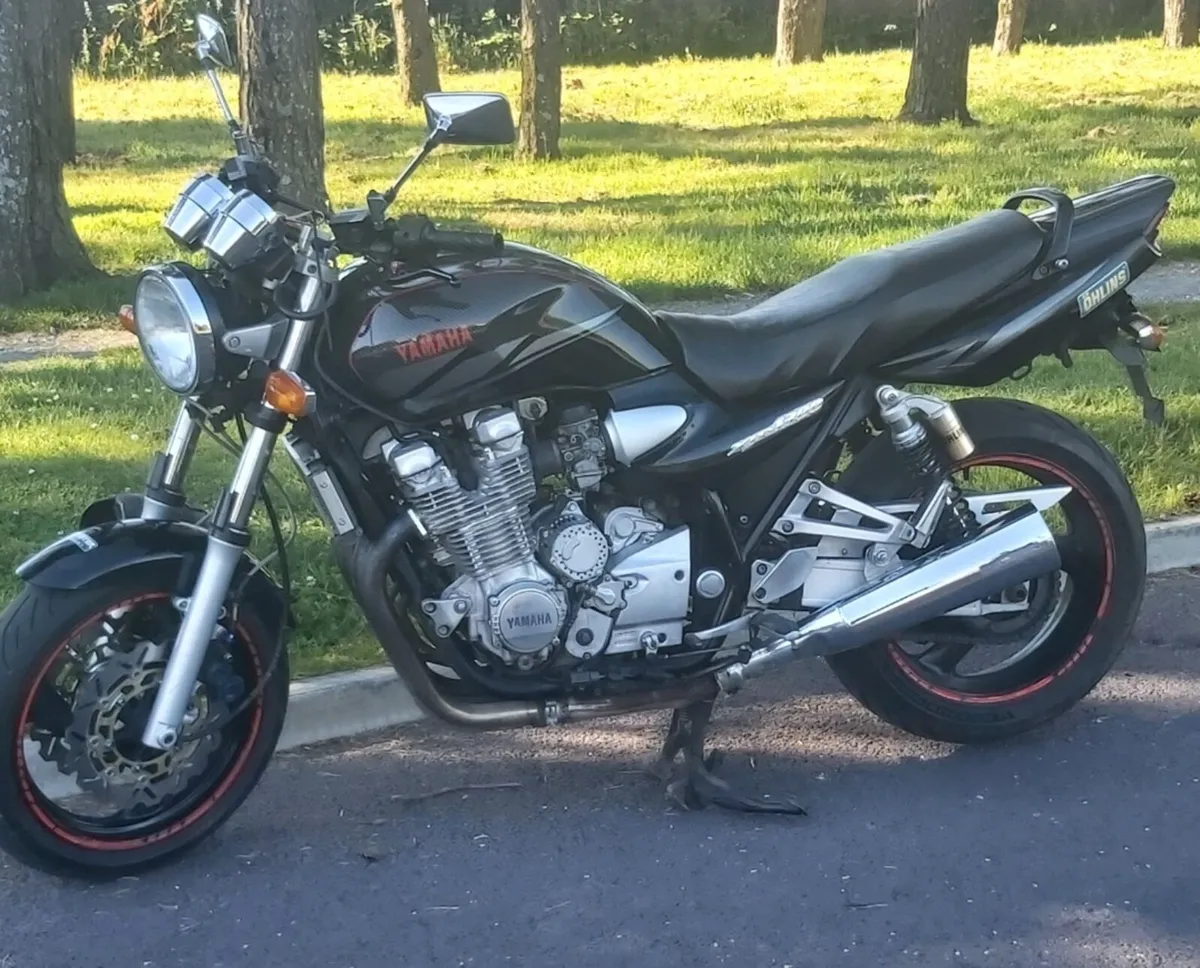2004 Yamaha XJR 1300  Low Miles clean bike - Image 4