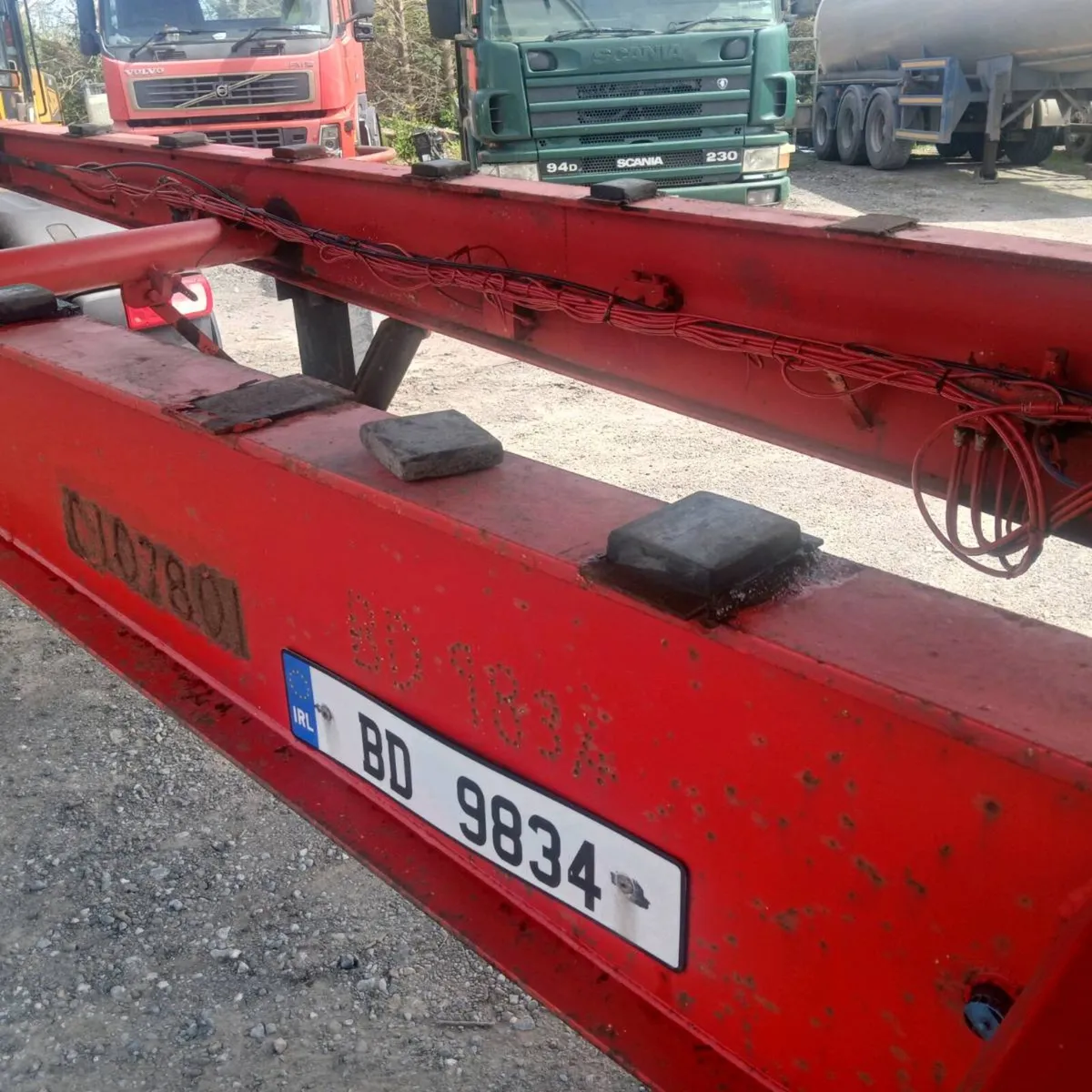 Rothdean tipping trailer 35ft

2002 - Image 4