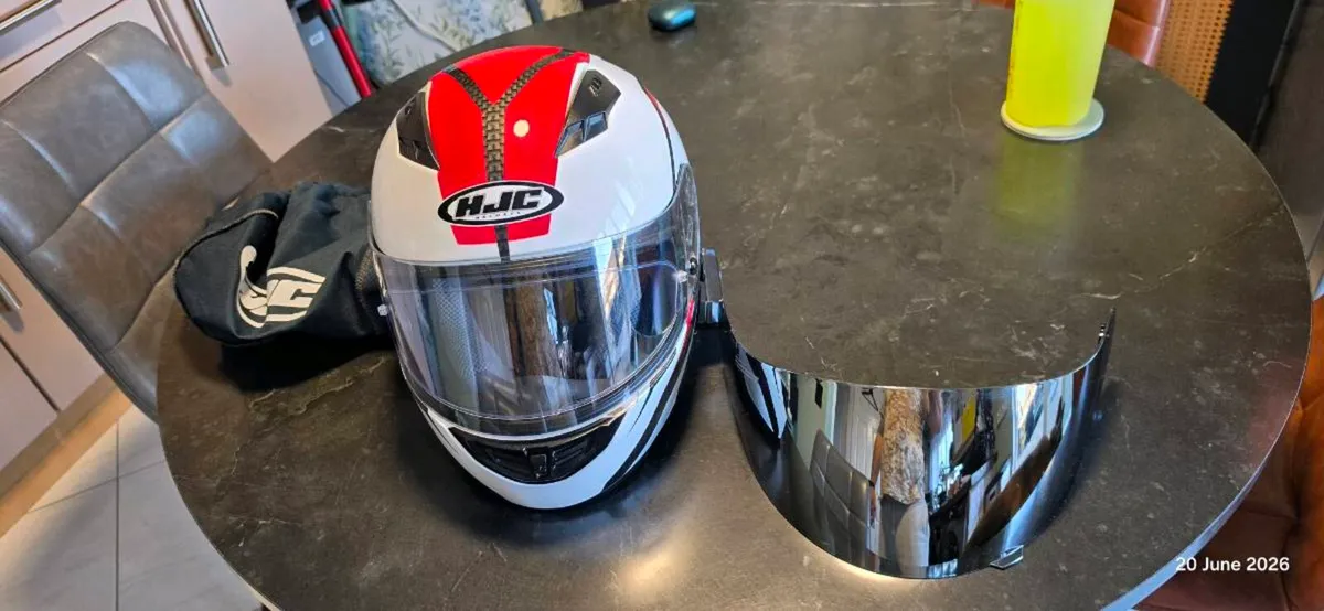 Hjc helmet - Image 2