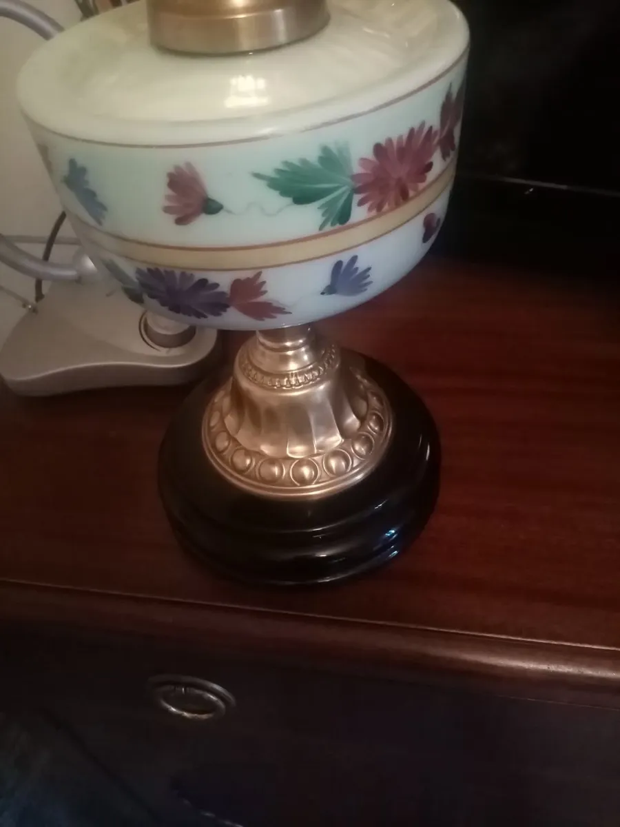 Vintage oil Lamp - Image 2