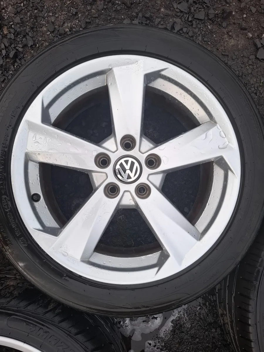 17" Vw Alloys with tyres - Image 1