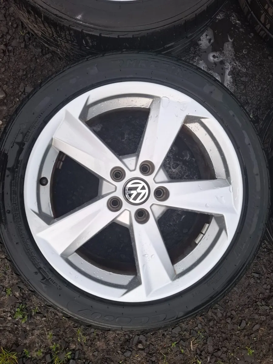 17" Vw Alloys with tyres - Image 3
