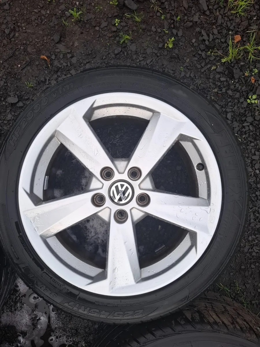 17" Vw Alloys with tyres - Image 2