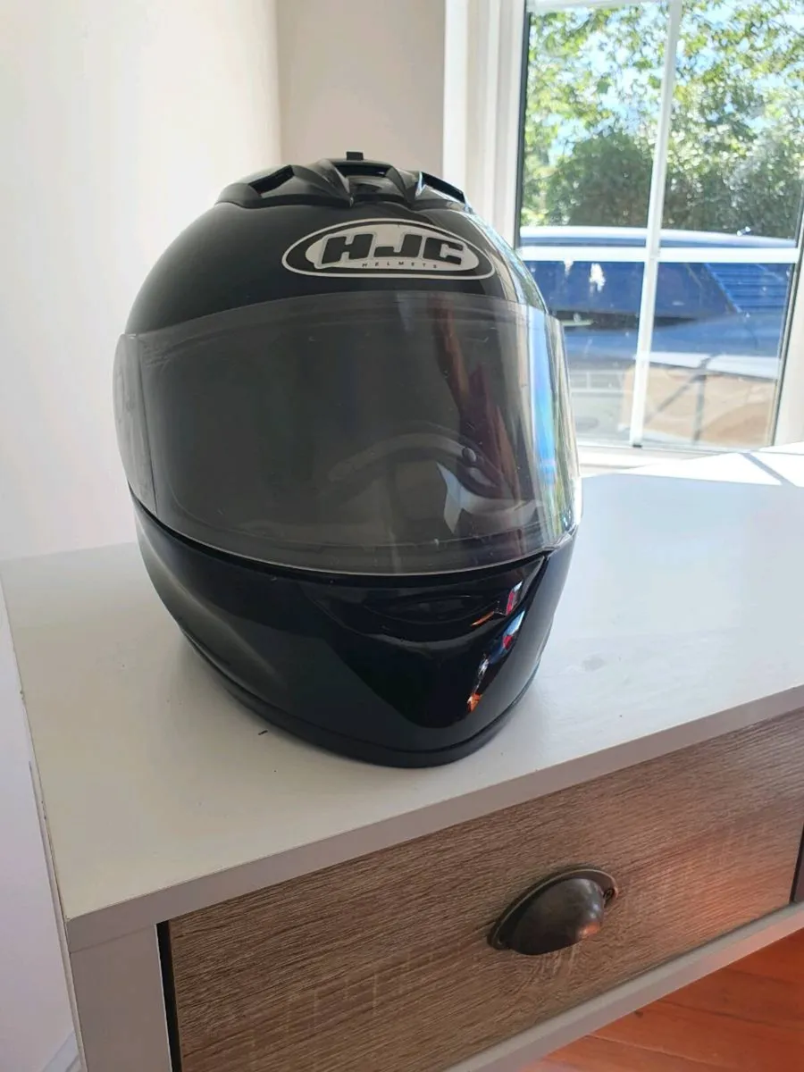 Motorcycle gear - Image 3