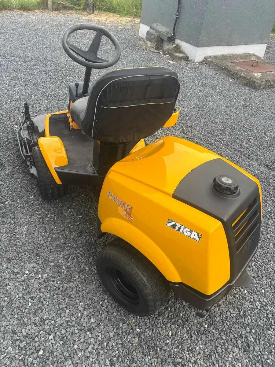 Lawnmower - Image 3