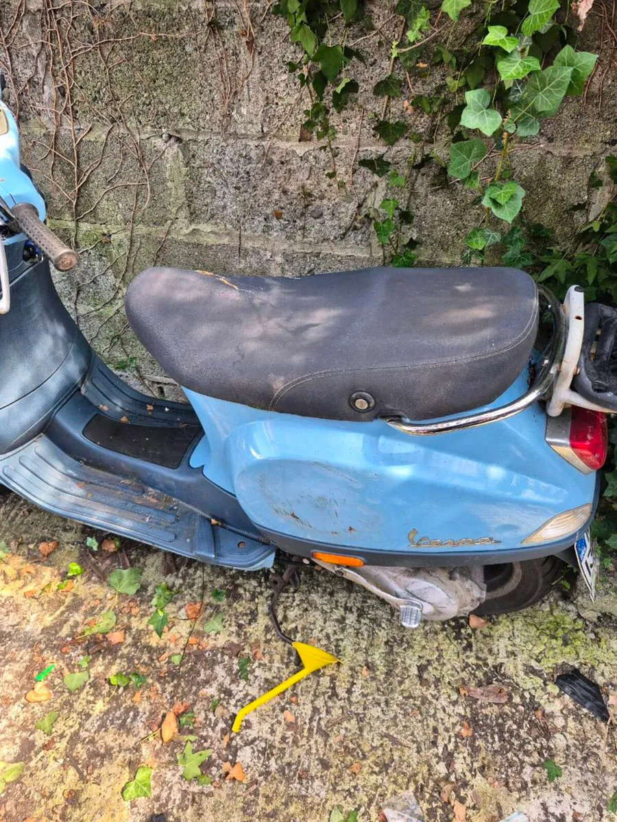 Vespa lx50 scooter - Image 2