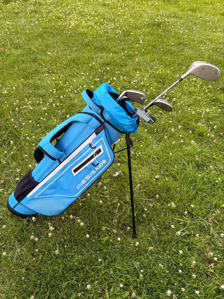 Kids Golf clubs and bag - Image 1