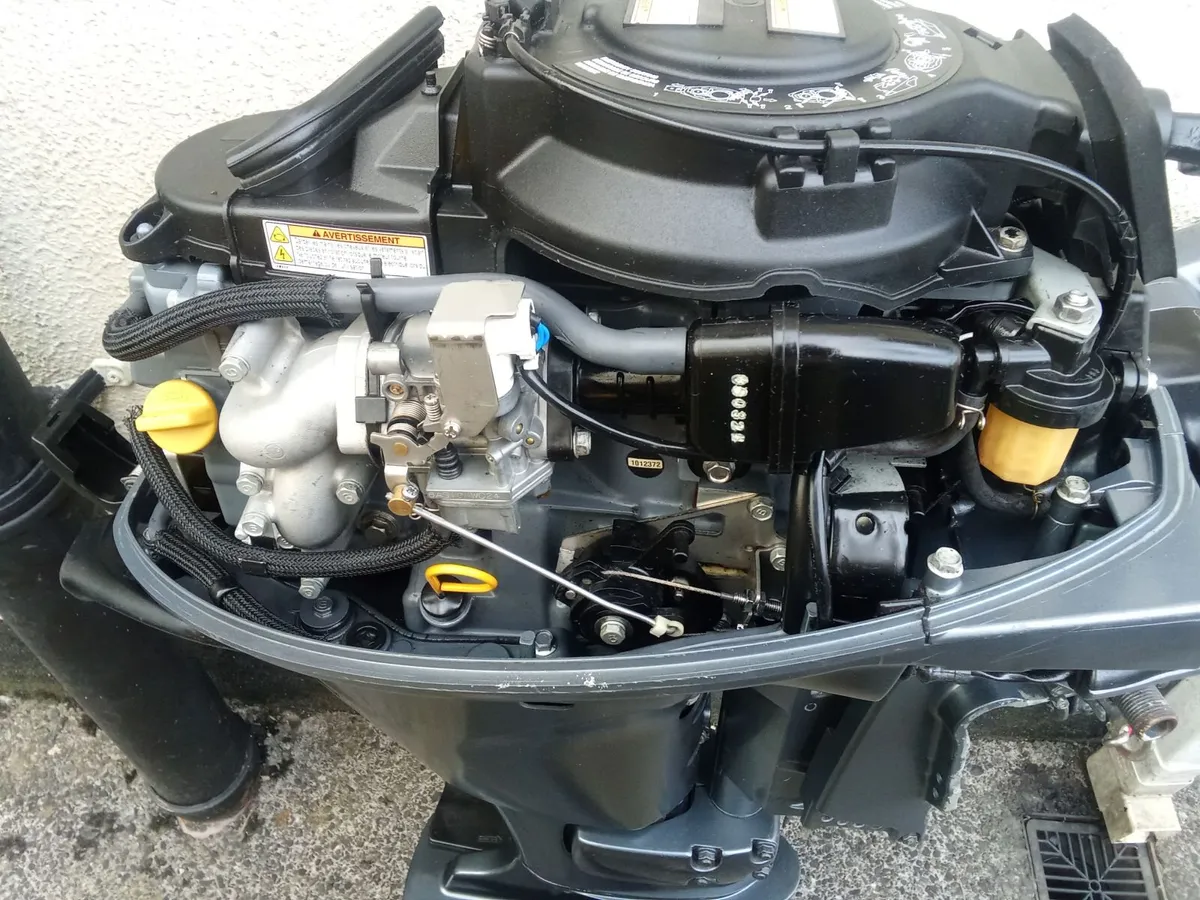 4-stroke outboard YAMAHA-15 hp - Image 4