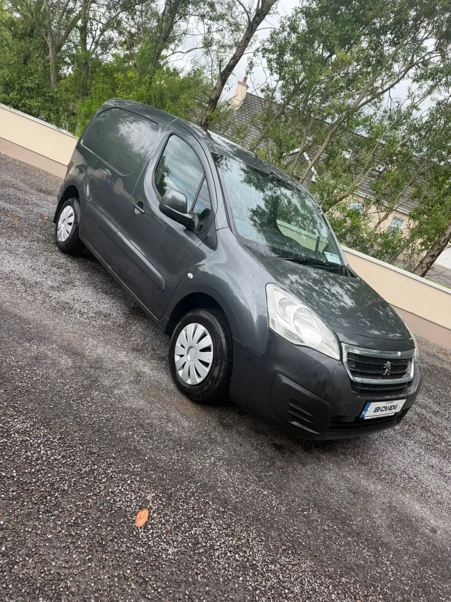 Peugeot Partner 2018 - Image 1