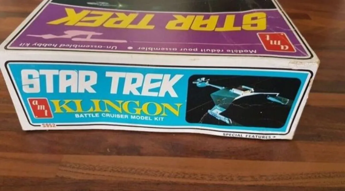 RARE! 1968 Star Trek Klingon Battle Cruiser Model - Image 4