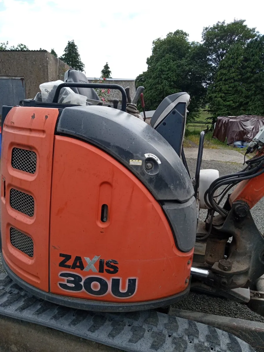 Hitachi Digger For Sale - Image 4