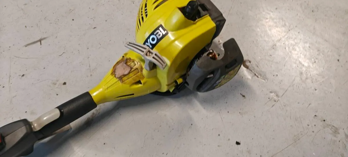 Ryobi long reach hedge trimmer - Image 2