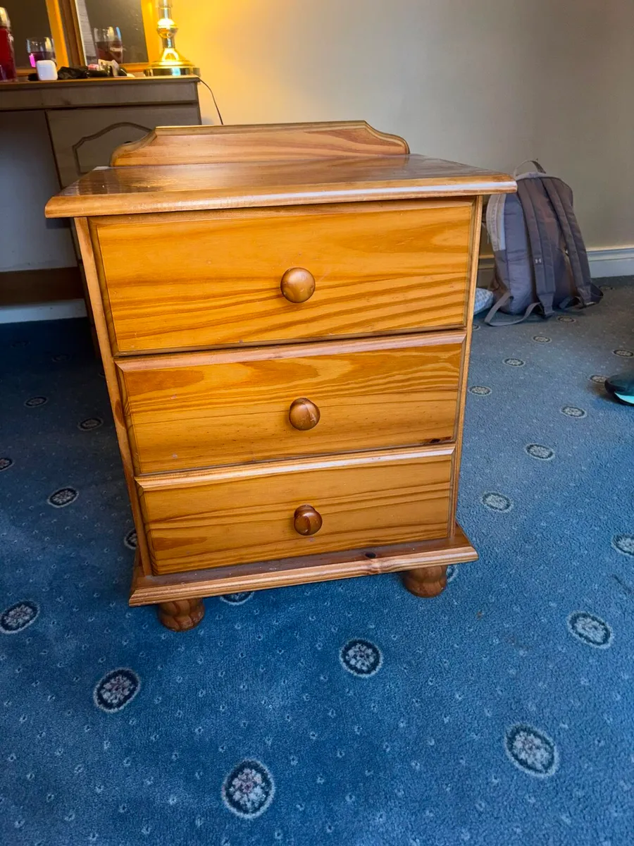 Selection of Bedroom Furniture - Image 2