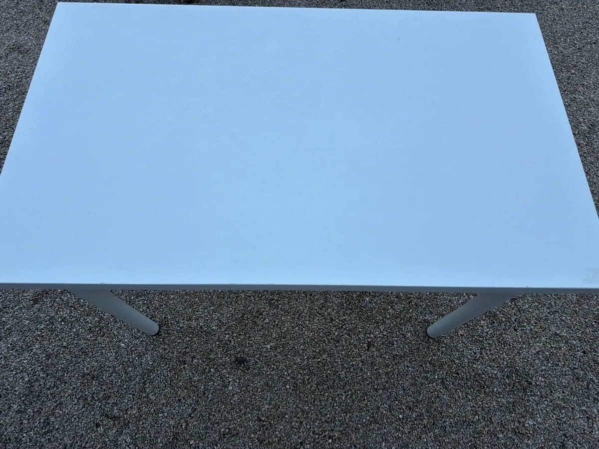 Desk - Image 2
