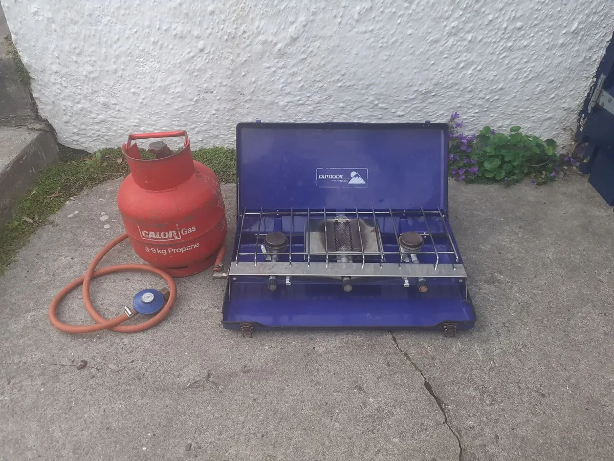 Camping Stove with Full Gas Bottle - Image 1