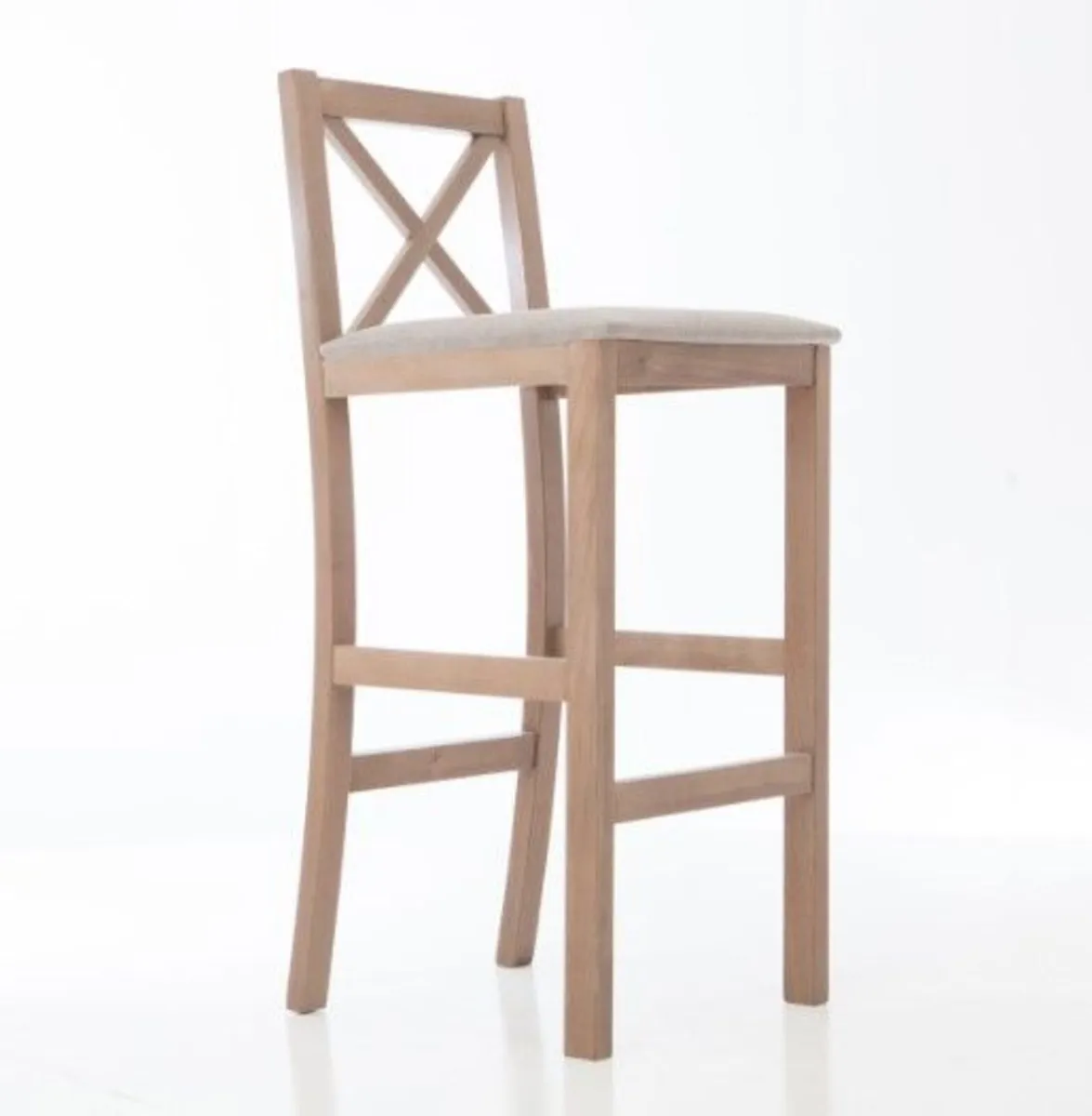Hampton Traditional Cross-Back Bar Stool - Image 1