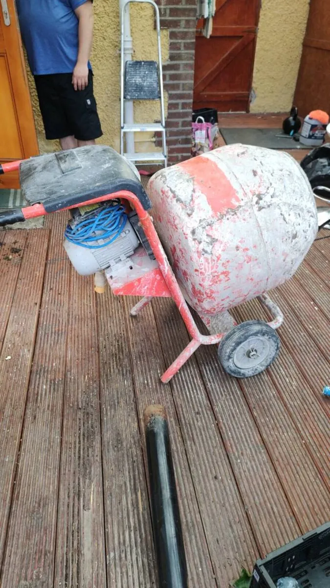 Concrete mixer - Image 2