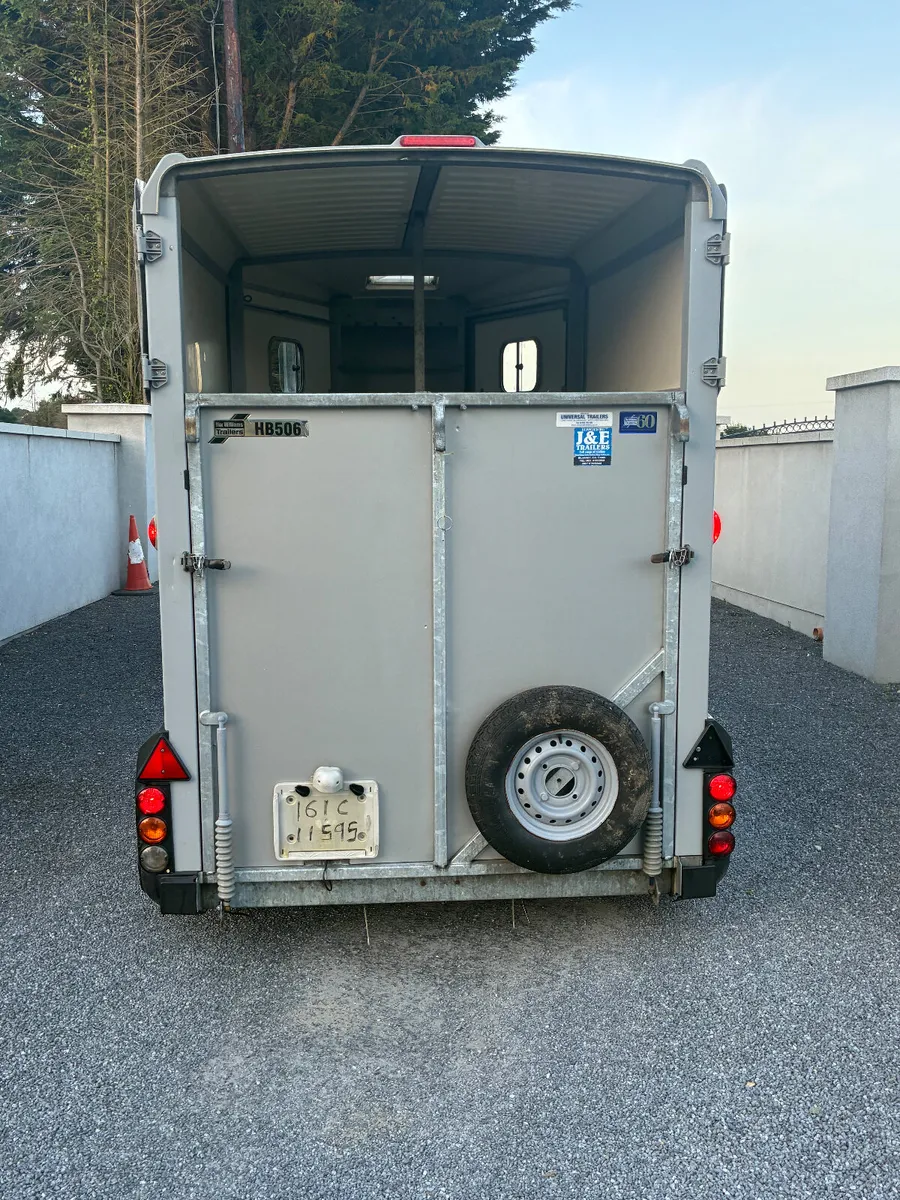 Ifor william HB506 horse trailer - Image 4