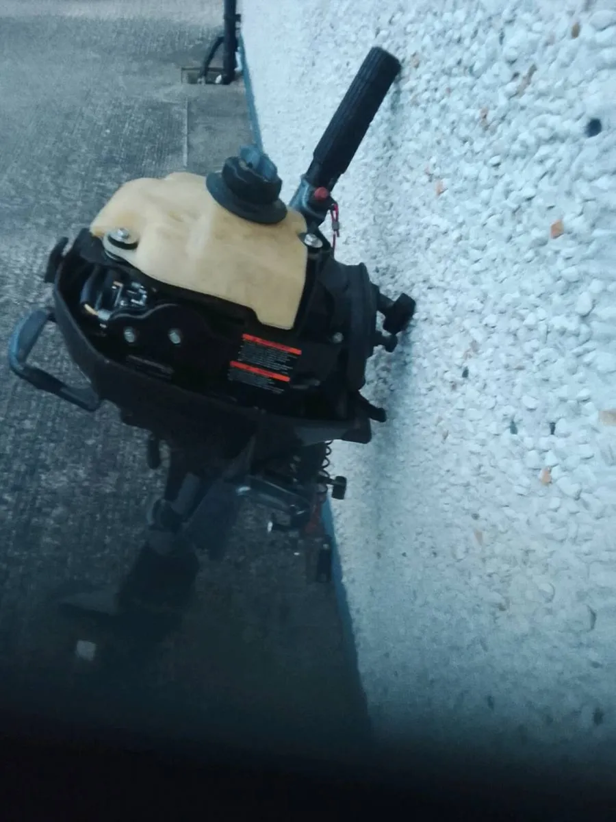 Outboard motor - Image 3