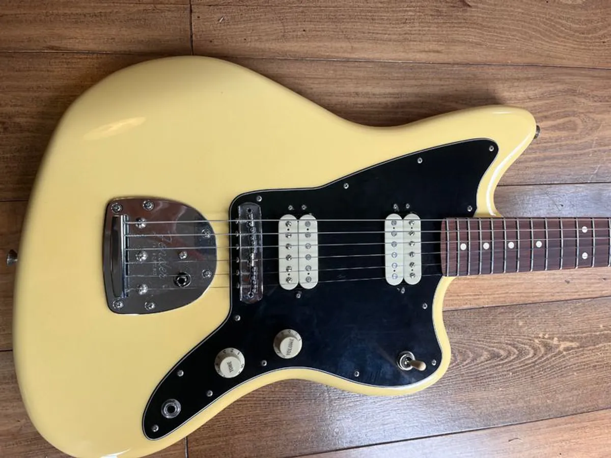 Fender Player Jazzmaster Buttercream / Pau Ferro HH Humbuckers Floating Tremolo - Image 4