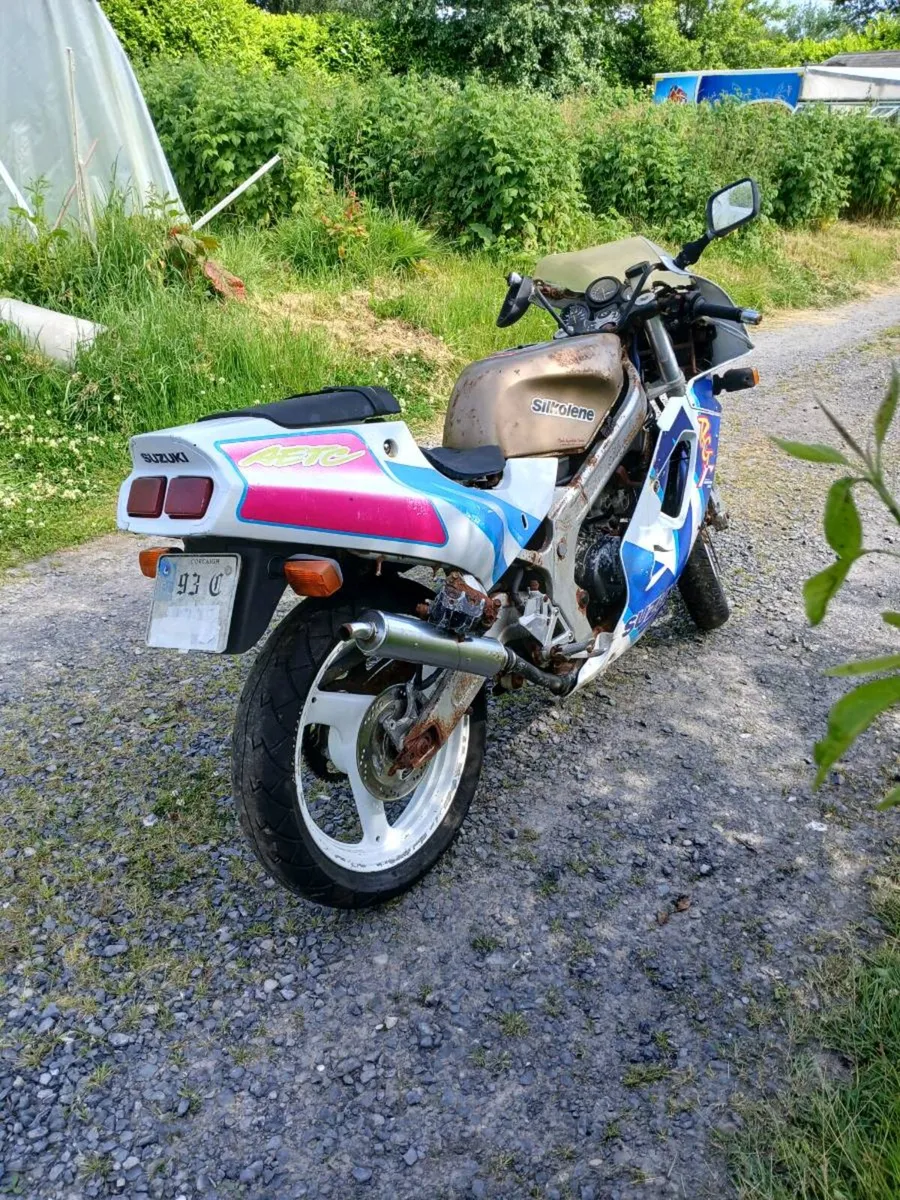 Suzuki RG 125 Fun'S X 2 PARTS/PROJECT - Image 2
