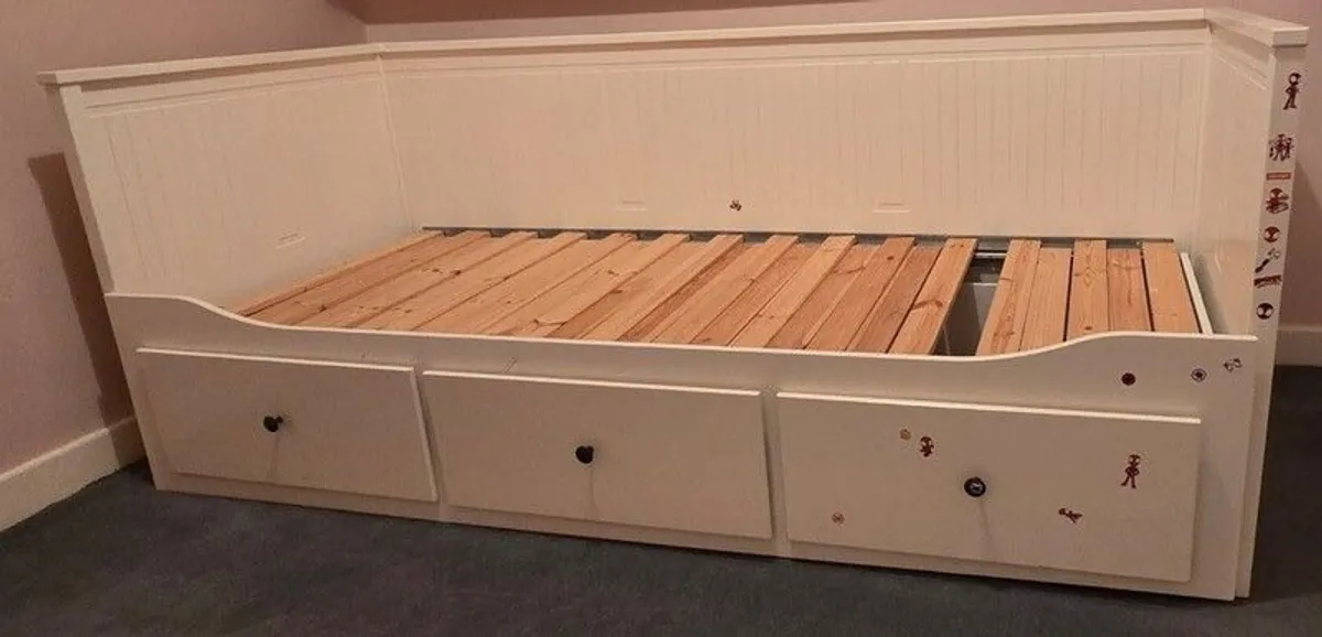 Hemnes white daybed - Image 1