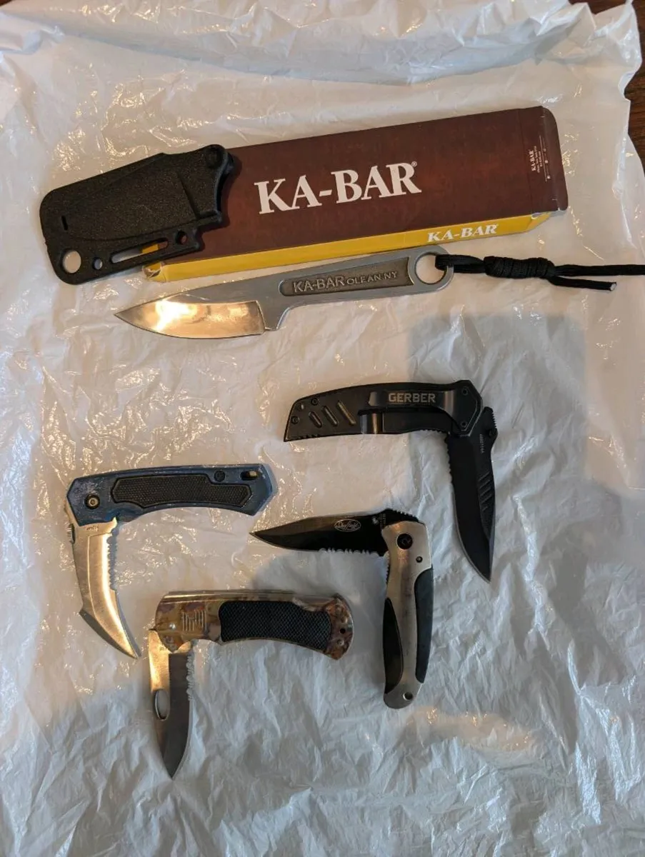 Knives - Image 1
