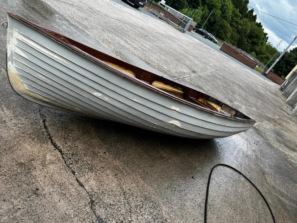 12 Fiberglass Boat - Image 1
