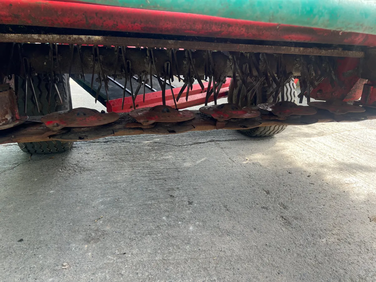 KV 4328LT mower conditioner - Image 4