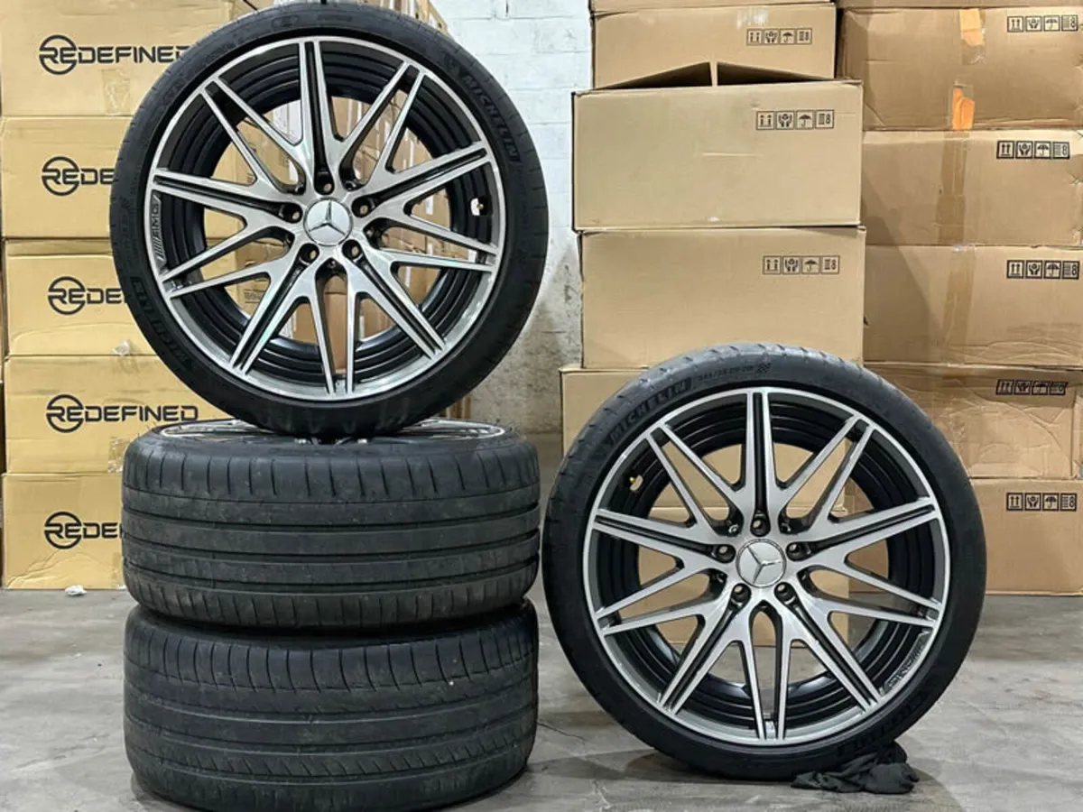 20'' GENUINE AMG Mercedes C43 Alloy Wheels & Tyres - Image 1