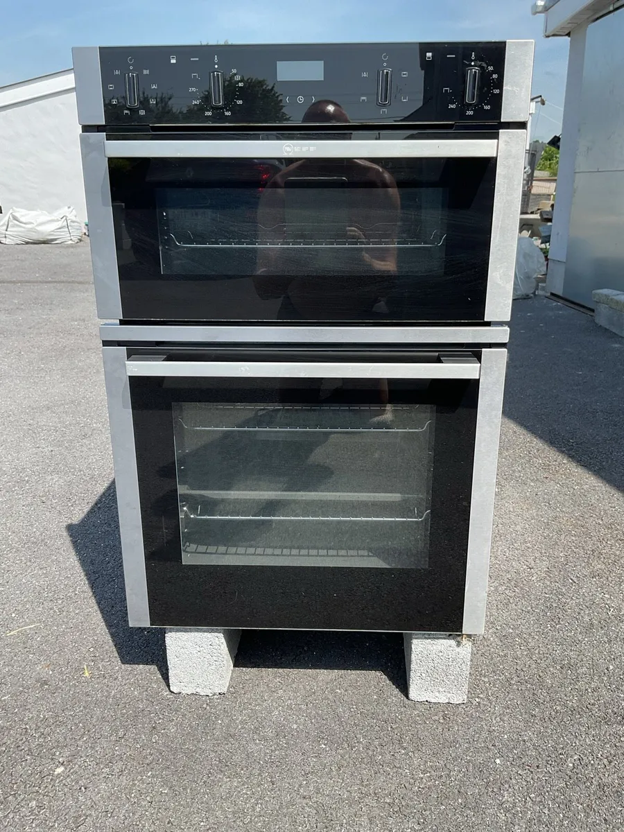 Electric double oven - Image 1