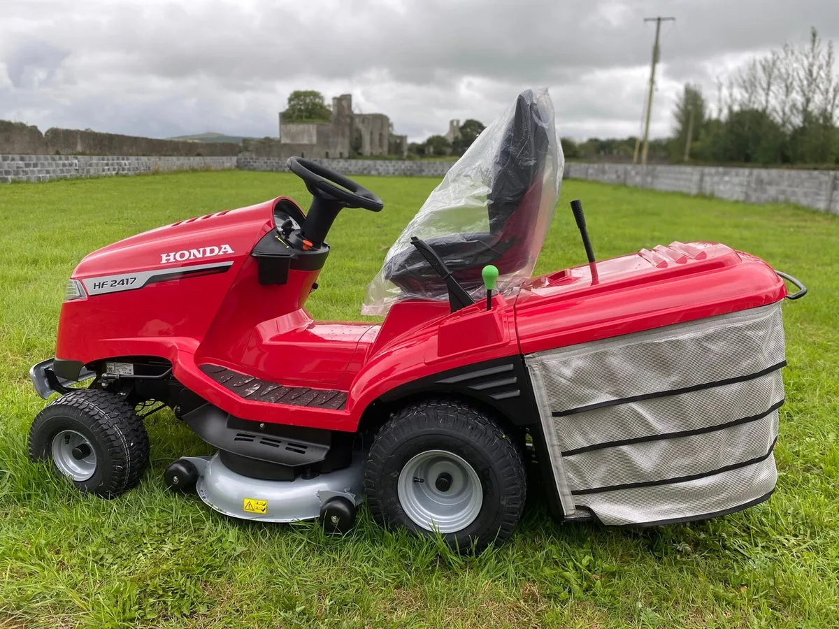 Honda 2417 2020 ride on mower - Image 2
