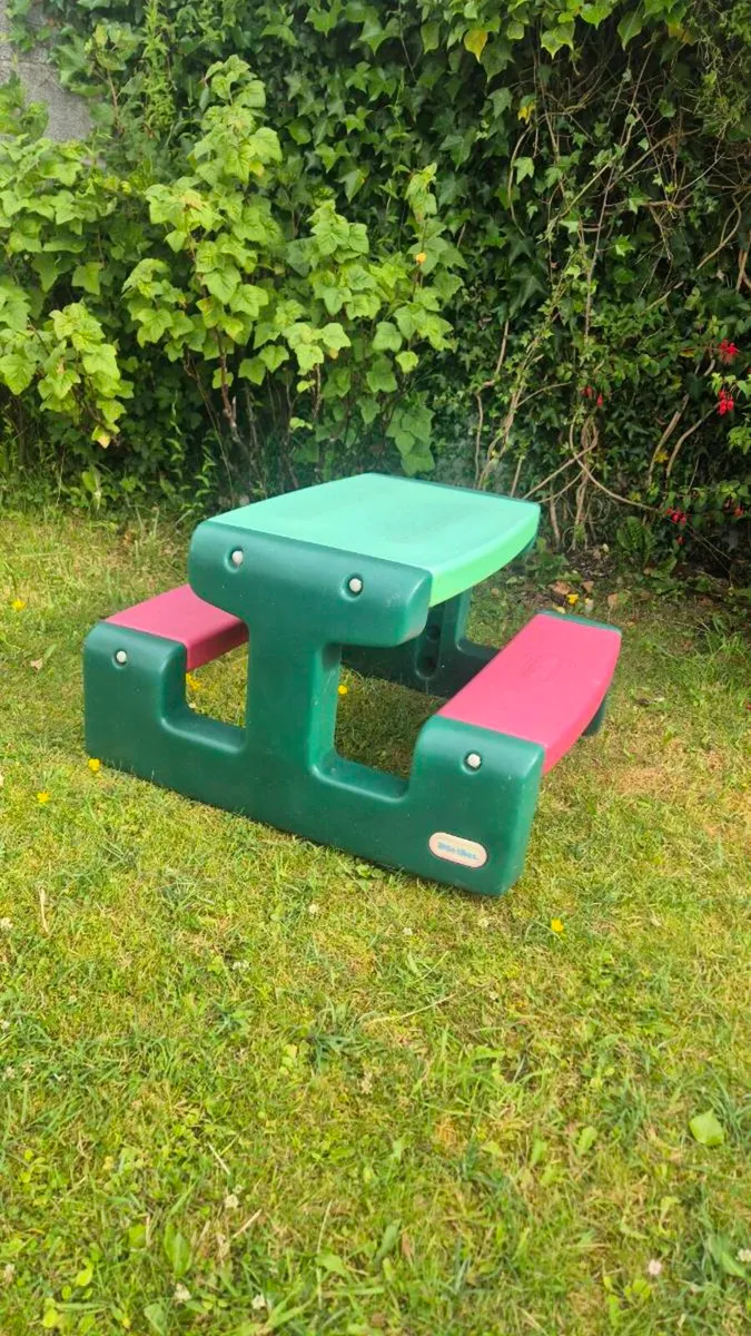 Little Tikes Piknik Table - Image 1