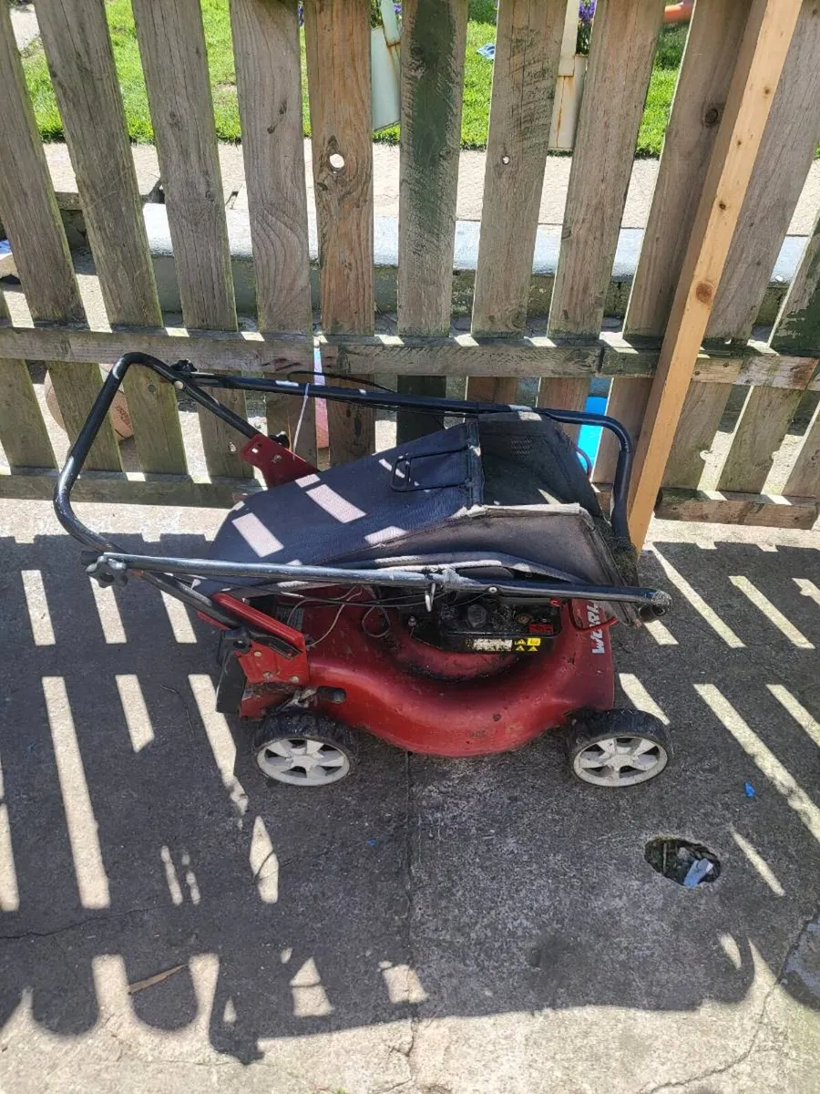 FREE! Briggs and Stratton Lawnmower - Image 3