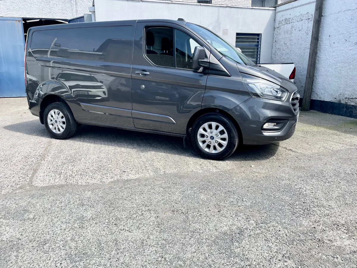 Ford Transit Custom L1 2.0TDCI 130BHP Limited,2023 - Image 2